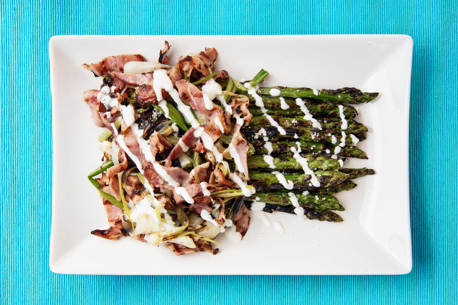 asparagi-con-fonduta-di-montasio-dop