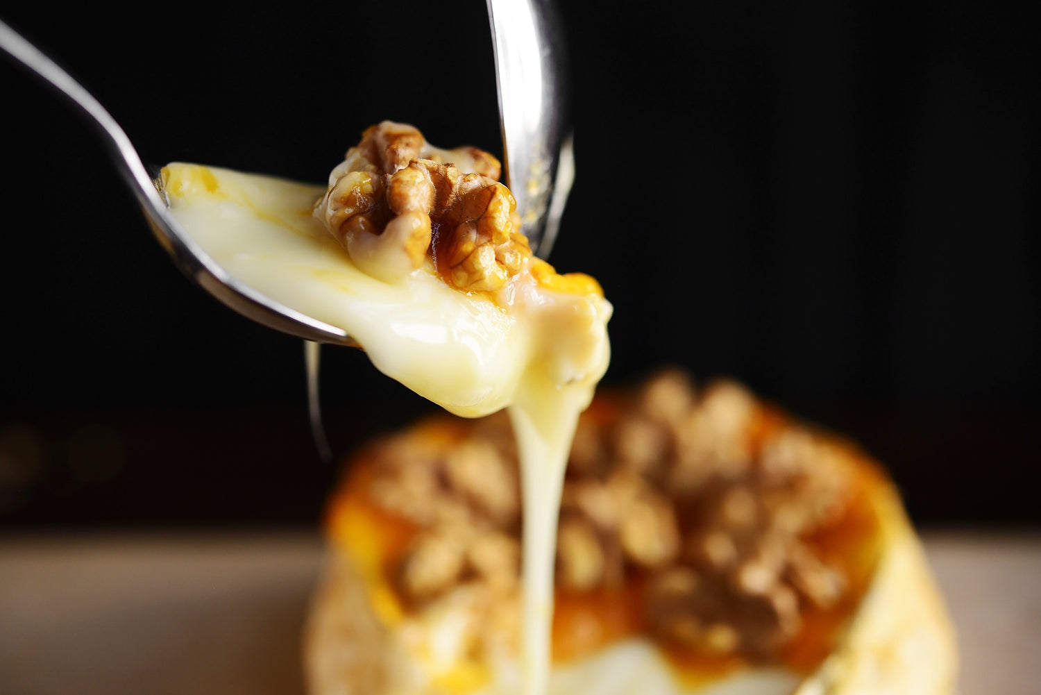 Camembert affumicato su placca