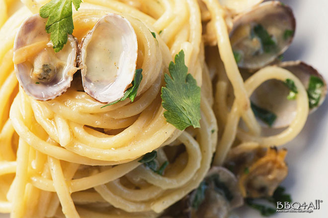 spaghetti con le vongole