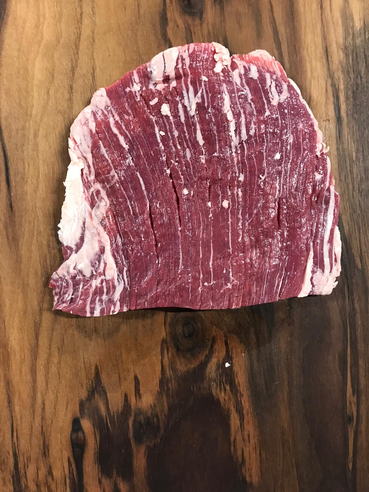 FLANK STEAK PORZIONATA AUS CRIMSON CREST 3+ Black Angus