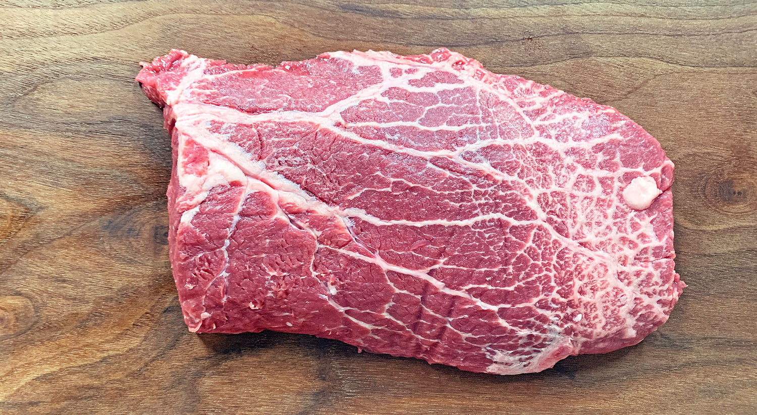 Flat Iron Steak Irlanda Emerald Green Crossbreed