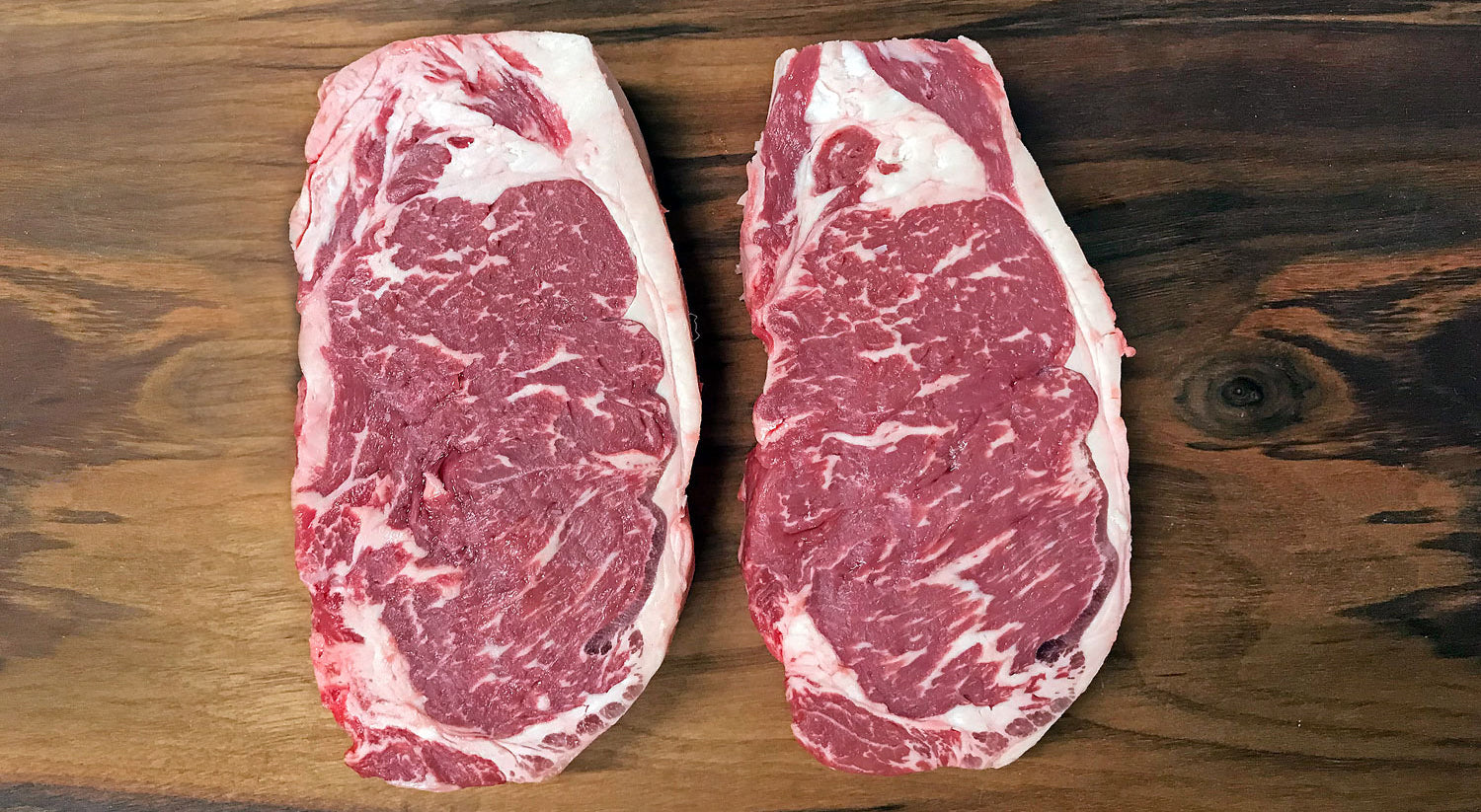 New York Strip Steak Aus Crimson Crest 5+ Black Angus