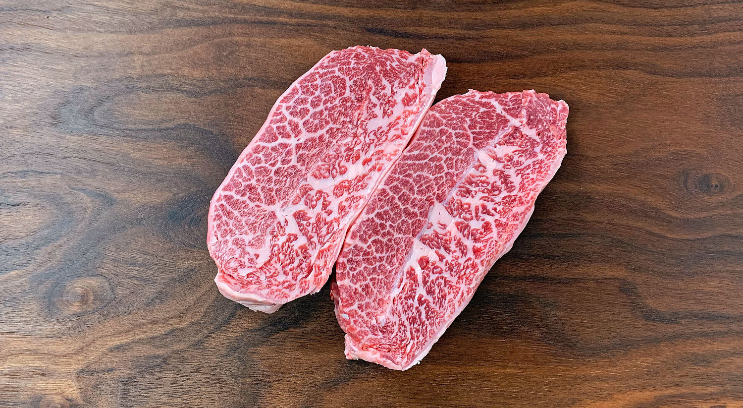 Top Blade Steak AUS Crimson Crest 5+ Wagyu F1 Crossbred